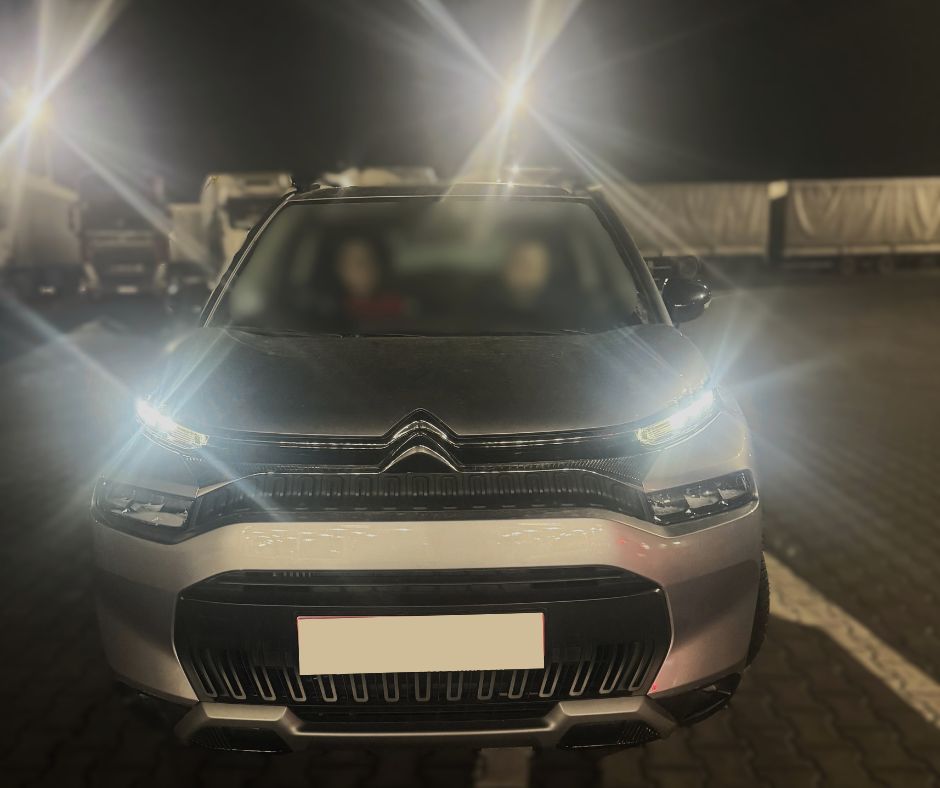 Sulaikyti automobiliai.jpg